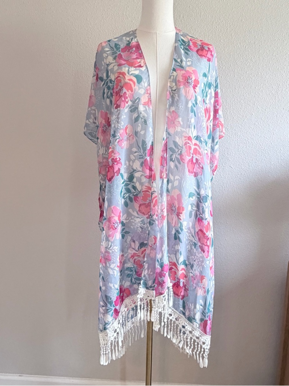 Time and Tru Blue Floral Kimono with Pink Blooms and Fringe